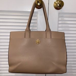 Tory Burch Tan leather purse